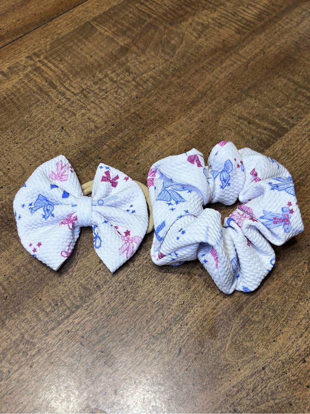 White Bow & Scrunchie Hair Set with Pink & Blue Print